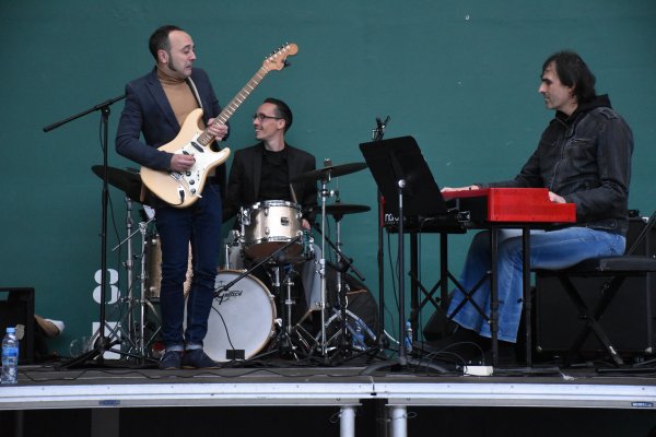 Iker Piris trio